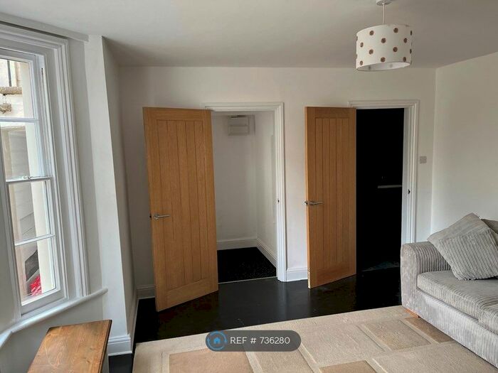 1 Bedroom Flat To Rent In Hewlett Road, Cheltenham, GL52