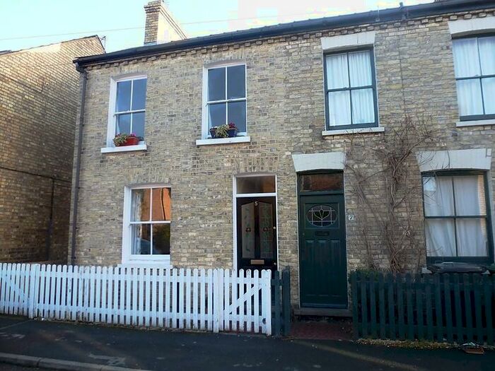 2 Bedroom Terraced House To Rent In Cyprus Road, Cambridge, CB1