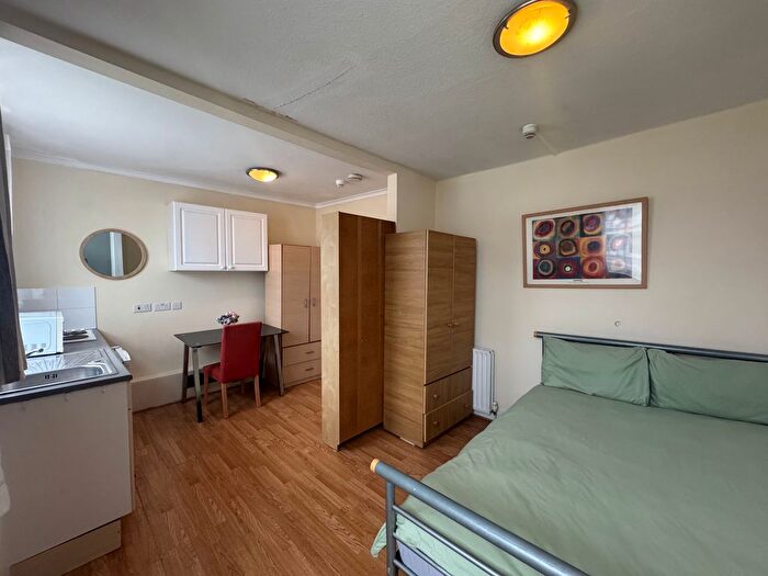 Studio To Rent In Oakley Street, London, SW3