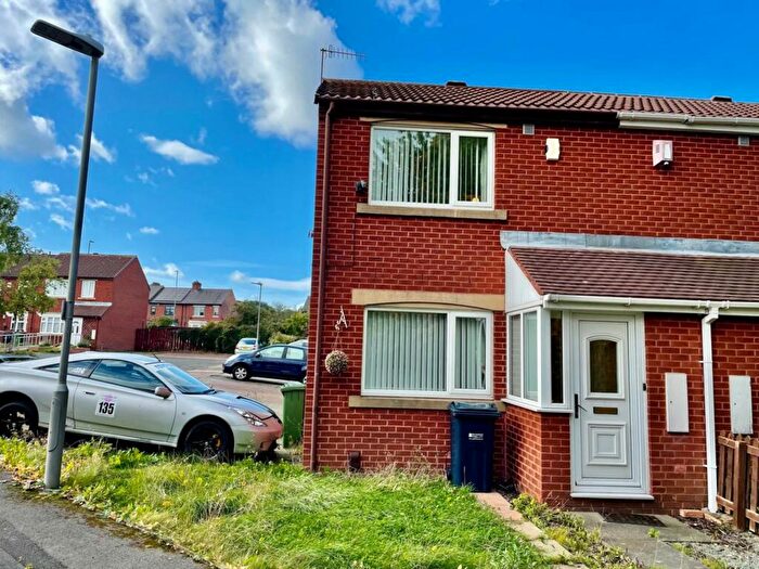 1 Bedroom End Of Terrace House To Rent In Clavering Square, Dunston, NE11