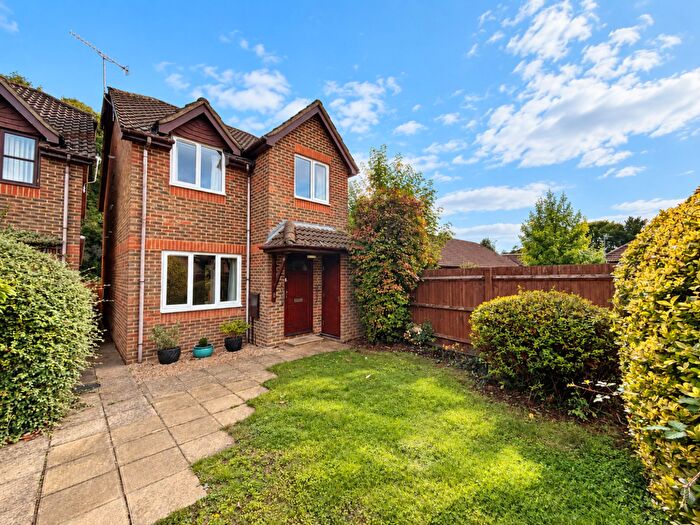 3 Bedroom House To Rent In Brook Mead, Milford, GU8