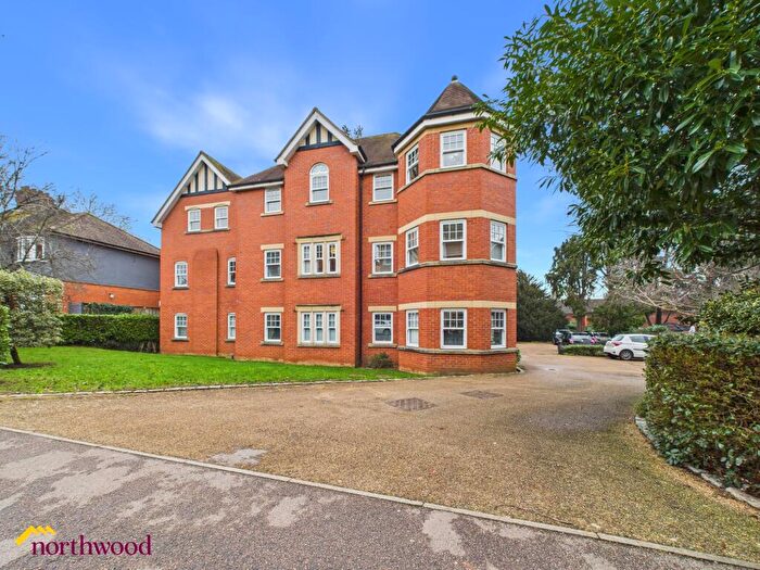 2 Bedroom Flat For Sale In Dashwood Road, Banbury, OX16