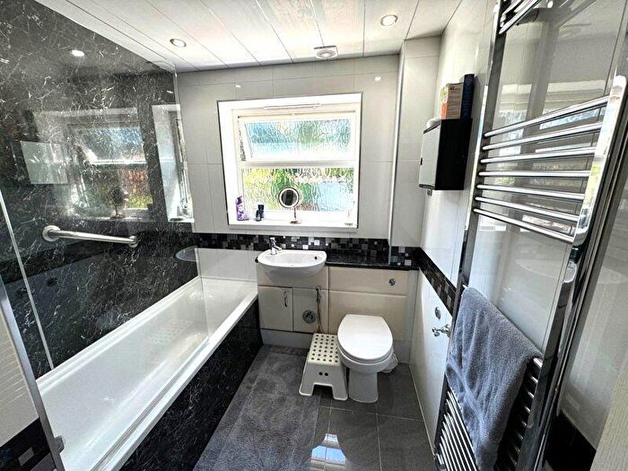 4 Bedroom Detached House For Sale In Princes Meadow, Gosforth, NE3