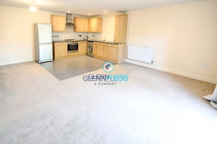 1 Bedroom Flat To Rent In Langley, Slough, Berkshire, SL3