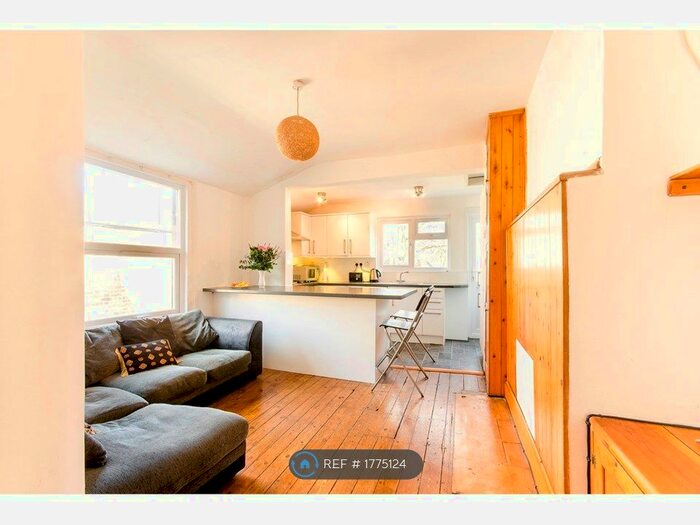 4 Bedroom Maisonette To Rent In Fieldhouse Road, London, SW12
