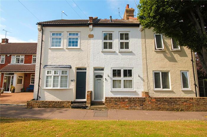 2 Bedroom Terraced House For Sale In Eastwood Road North, Leigh-on-Sea, Essex, SS9