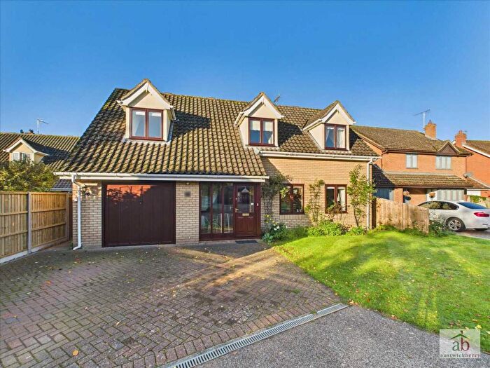 3 Bedroom Detached House For Sale In Wright Lane, Kesgrave, IP5
