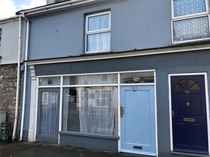 2 Bedroom Flat To Rent In Main Street, Pembroke, Pembrokeshire, SA71