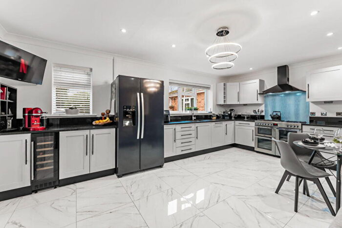 4 Bedroom Detached House For Sale In Bridge Street, Deeping St. James, PE6