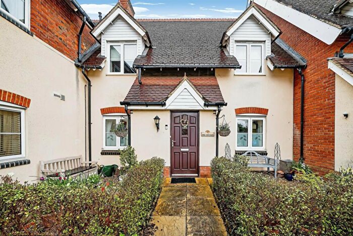 2 Bedroom Apartment For Sale In Woburn Road, Heath And Reach, Leighton Buzzard, LU7