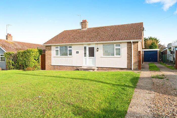 2 Bedroom Detached House For Sale In Station Road, Weybourne, Holt, NR25