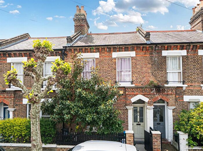 3 Bedroom Terraced House For Sale In Oliphant Street, London, W10