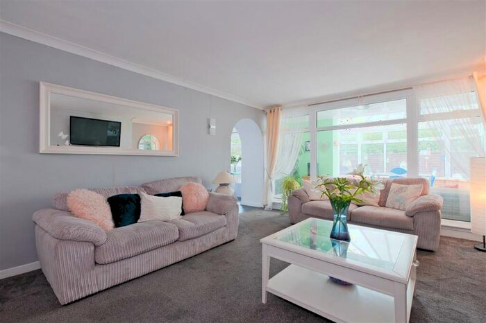 5 Bedroom Detached House For Sale In Hawthorn Gardens, Larkhall, ML9
