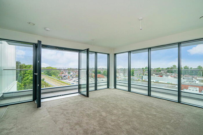 2 Bedroom Apartment To Rent In Collingdon Street, Luton, LU1