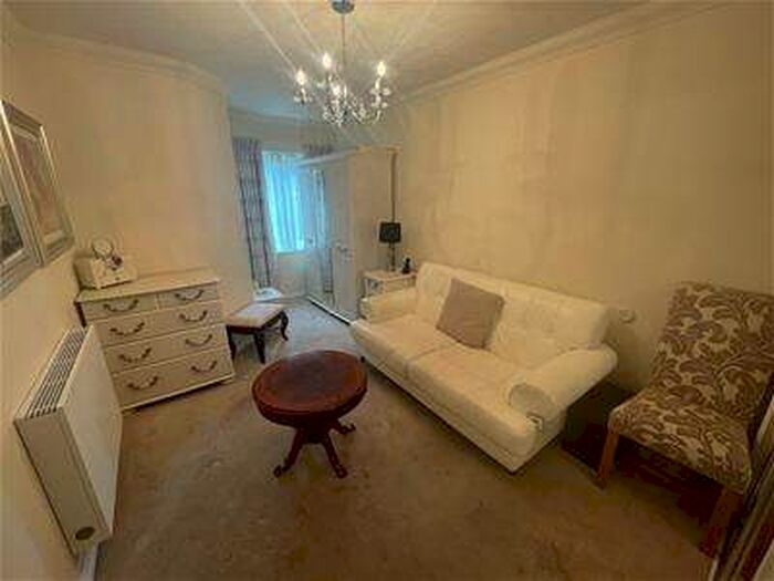 1 Bedroom Retirement Property For Sale In King Harold Lodge, Broomstick