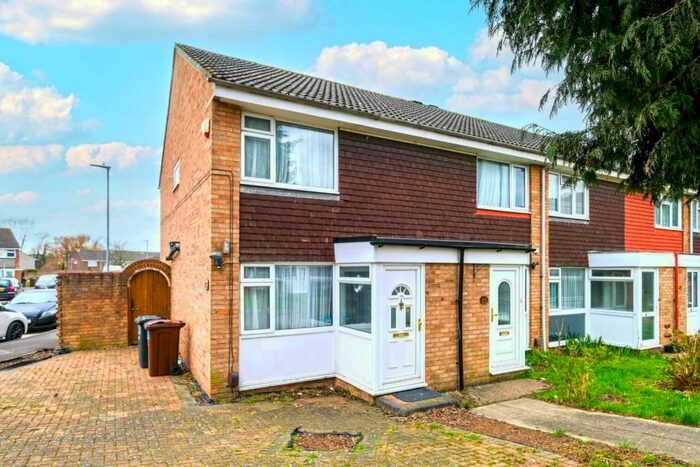 2 Bedroom Terraced House To Rent In Woodrush Way, Romford, RM6