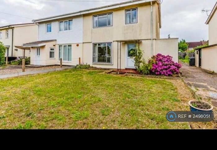 3 Bedroom Semi-Detached House To Rent In Byron Square, Trumpington, Cambridge, CB2