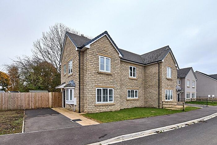 3 Bedroom Semi-Detached House For Sale In Kendal Road, Hellifield, Skipton, BD23