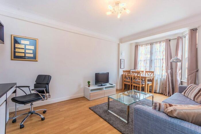 1 Bedroom Flat To Rent In Park West, Hyde Park Estate, London, W2