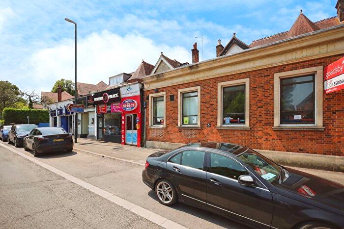 4 Bedroom Flat For Sale In Four Bedroom Investment - Only £k - Wimborne Road, Bournemouth, BH3