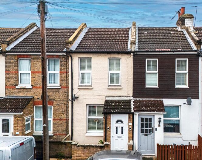 2 Bedroom Terraced House For Sale In Dartford, Kent, DA1