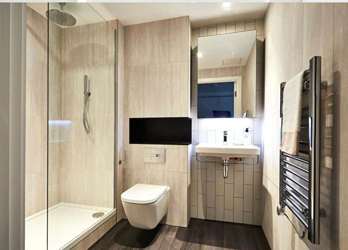 3 Bedroom Apartment For Sale In Vita Living, Circle Square, Nobel Way, Manchester, M1