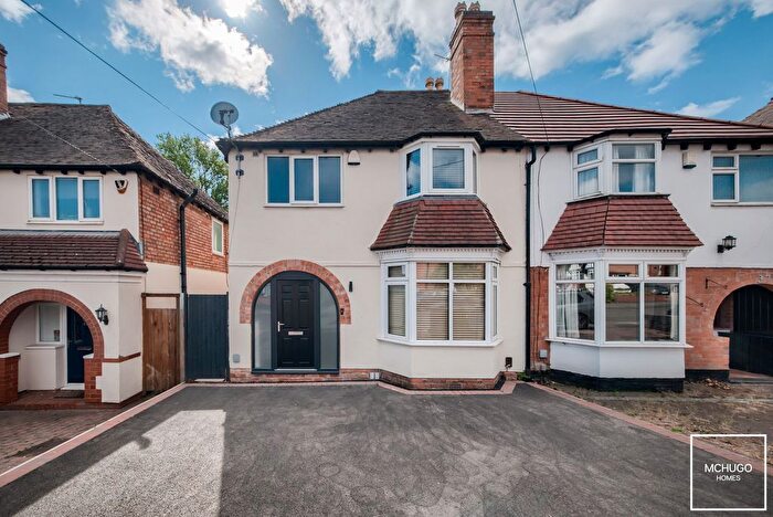 3 Bedroom Semi-Detached House For Sale In Park Hill Road, Harborne, B17