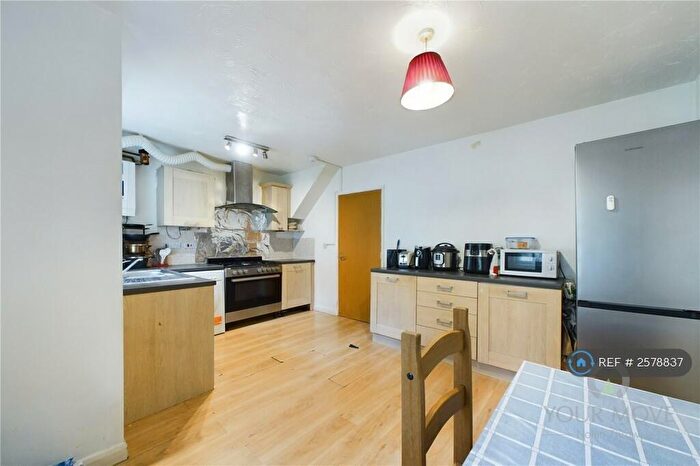 4 Bedroom Terraced House To Rent In Johnson Court, Northampton, NN4