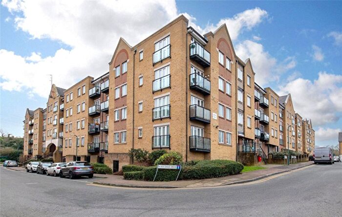 2 Bedroom Flat To Rent In Black Eagle Drive, Northfleet, Gravesend, Kent, DA11