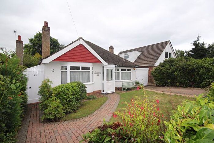 2 Bedroom Detached Bungalow To Rent In Orchard Drive, Tonbridge, TN10