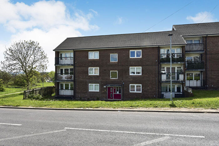 2 Bedroom Flat For Sale In Roughwood Road, Rotherham, S61