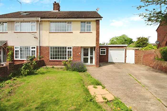 3 Bedroom Semi-Detached House To Rent In Queens Crescent, Bedford, Bedfordshire, MK41