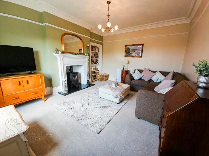 4 Bedroom Detached House For Sale In Spinnerbottom, Birch Vale, SK22