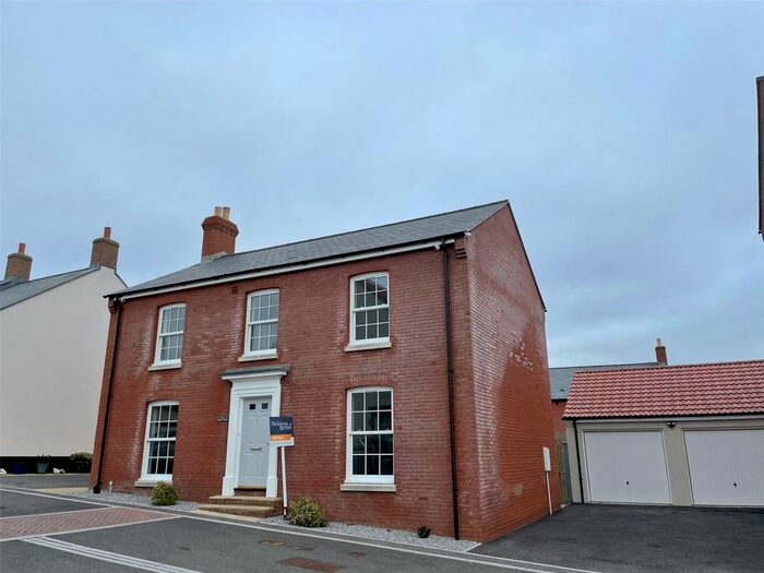 4 Bedroom Detached House To Rent In Lilly Lane, Chickerell, Weymouth, Dorset DT3