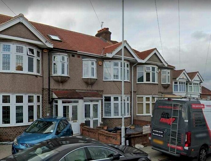 3 Bedroom Terraced House To Rent In Chadwell Heath Lane, Chadwell Heath, Romford, RM6