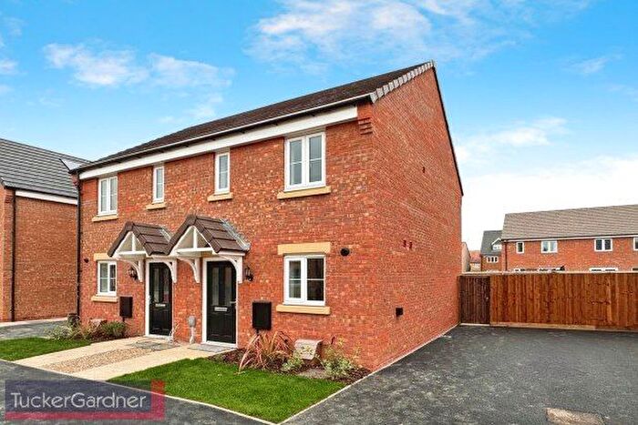 2 Bedroom Property To Rent In Lowfield Crescent, Littleport, CB6