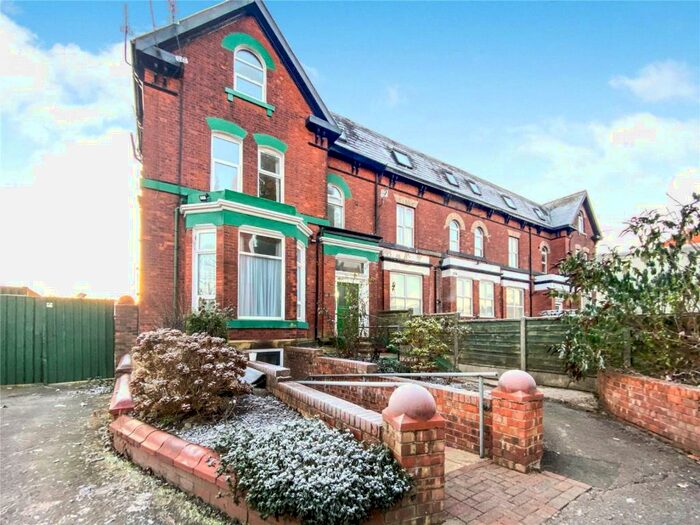 1 Bedroom Apartment To Rent In Portland Crescent, Manchester, Greater Manchester, M13