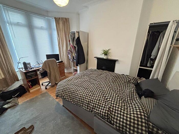 4 Bedroom House To Rent In Llanishen Street, Heath, Cardiff, CF14