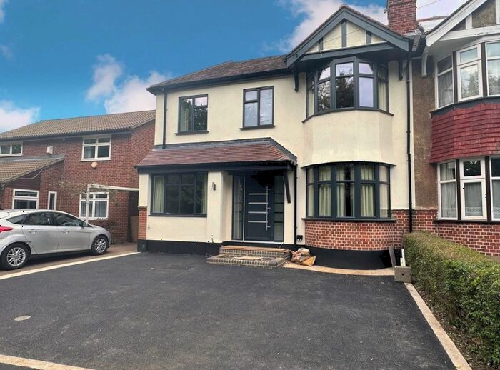 5 Bedroom Semi-Detached House To Rent In Ladygate Lane, Ruislip, HA4