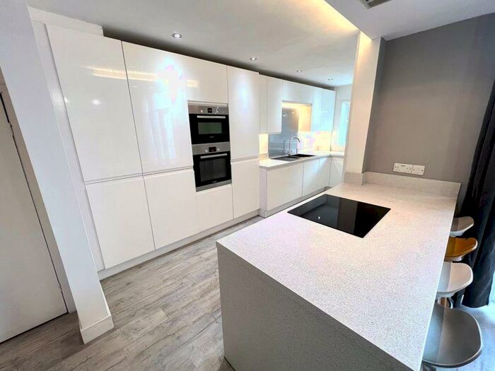 3 Bedroom Terraced House To Rent In Cedric Street, Salford, M5