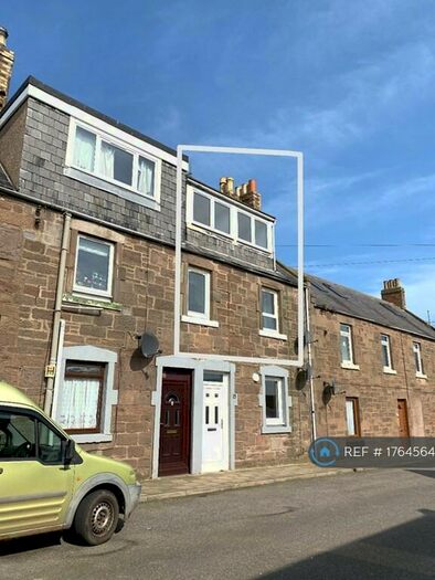 3 Bedroom Maisonette To Rent In Thoms Building, Gourdon, DD10