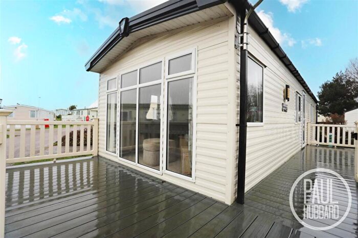 2 Bedroom Chalet For Sale In Avonmore, Tingdene, North Denes Holiday Park, NR32