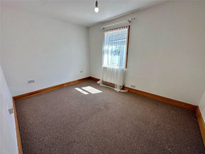 2 Bedroom End Of Terrace House To Rent In Perrimans Row, Exmouth, Devon, EX8