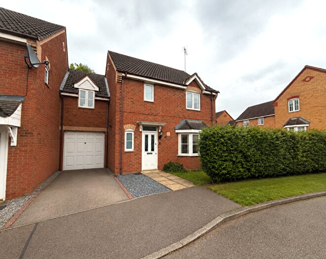 4 Bedroom Detached House To Rent In Kettering, NN16