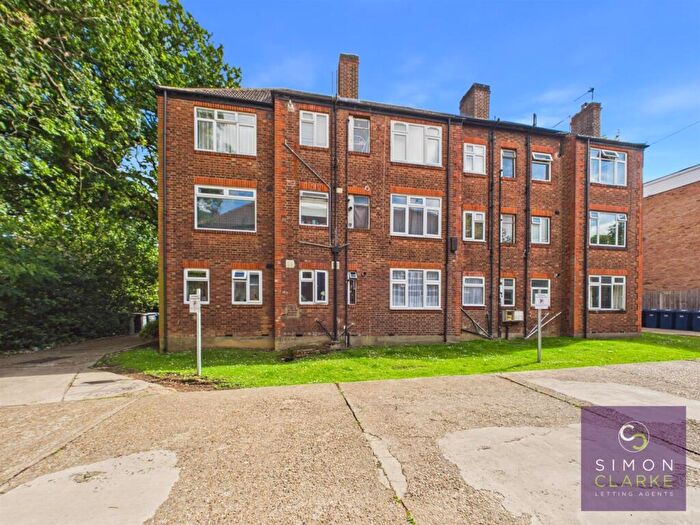 1 Bedroom Apartment To Rent In Finchley Park, North Finchley, N12