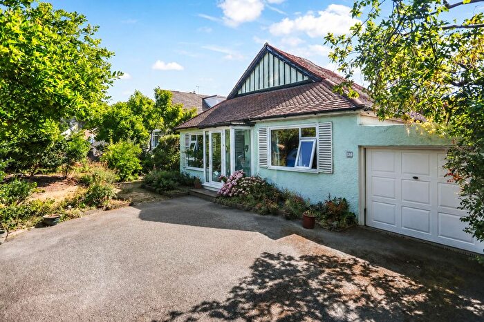 2 Bedroom Bungalow For Sale In Benfield Way, Portslade, BN41