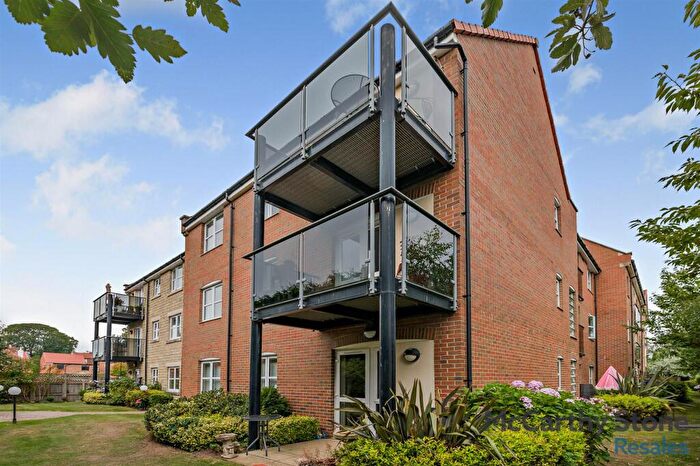 1 Bedroom Apartment For Sale In Barnes Wallis Court, Charles Briggs Ave, Howden, DN14