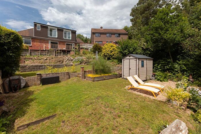 3 Bedroom Detached Bungalow For Sale In Elphinstone Road, Hastings, TN34