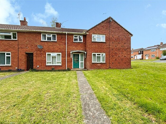 3 Bedroom Terraced House For Sale In Denison Rise, Salisbury, Wiltshire, SP1