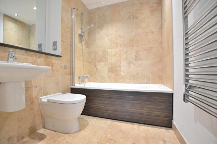 2 Bedroom Apartment For Sale In Alexandra Tower, Princes Parade, Liverpool, Merseyside, L3
